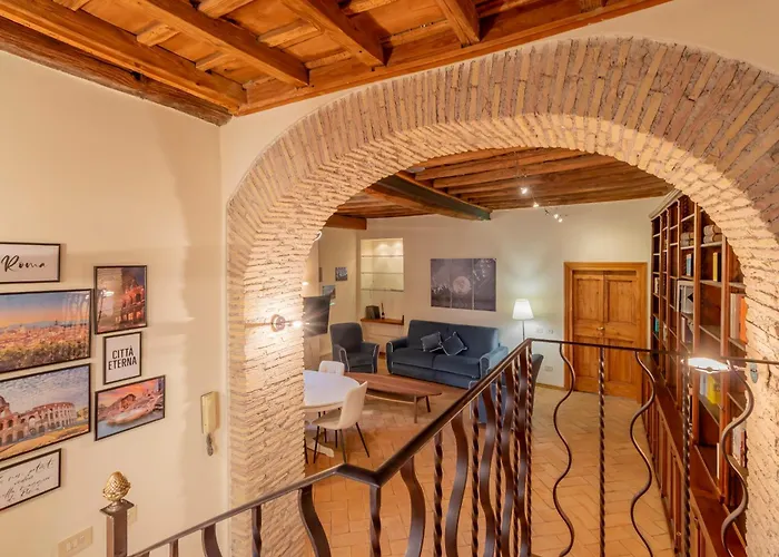 Апартаменты Aurealiving - Elegance In The Heart Of Trastevere Рим